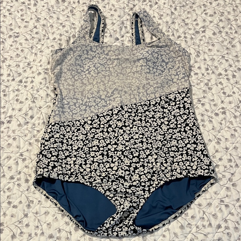 Lands' End Women's Floral One Piece Swimsuit - Black and White